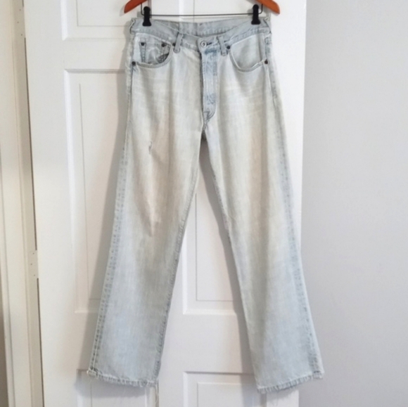 🍀VERY VTG Lucky Brand Jeans🍀 - White Distressed Button Fly Jean - Picture 2 of 16